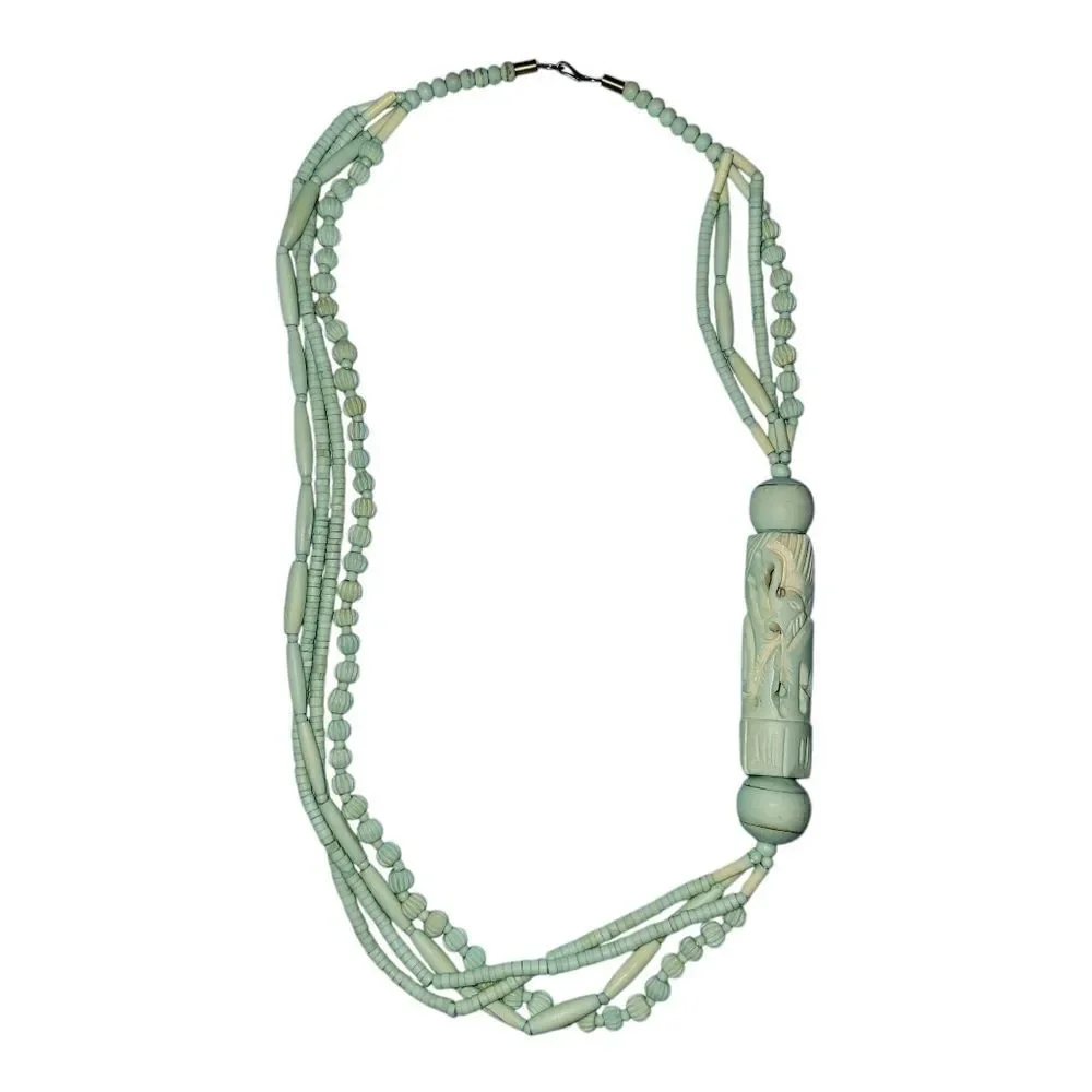 Vintage Beaded Necklace in light Green